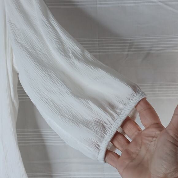 Crown & Ivy Boho Embroidered Flow Top Women's‎ Size XL Made in India Cottagecore - Picture 3 of 11